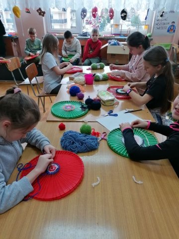 b_1024_768_0_00_images_2022_2023_Swietlica_rekodzielo_331430767_2415707625263458_4521220885734317619_n